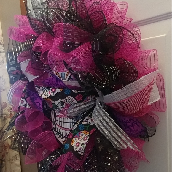 Sugar skull Halloween wreath - Picture 3 of 3